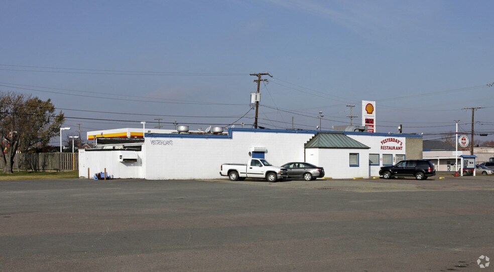 More Photos Of 2709 Williamsburg Rd, Richmond Restaurant For Lease