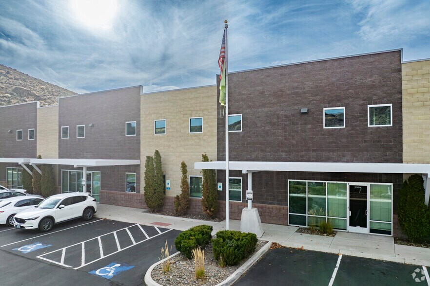 More Photos Of 3760 Barron Way, Reno Warehouse For Sale