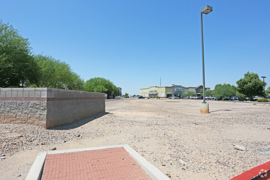 More Photos Of 3050 E Queen Creek Rd, Gilbert Freestanding For Lease