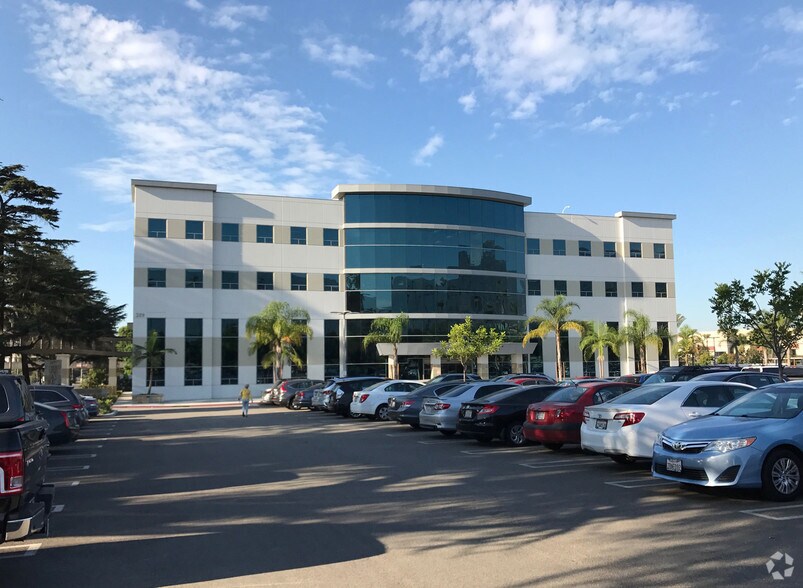 More Photos Of 289 W Huntington Dr, Arcadia Medical For Lease