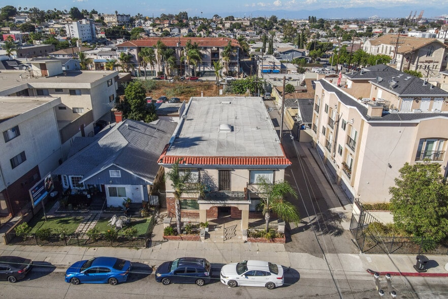More Photos Of 626 W 7th St, San Pedro Apartments For Sale