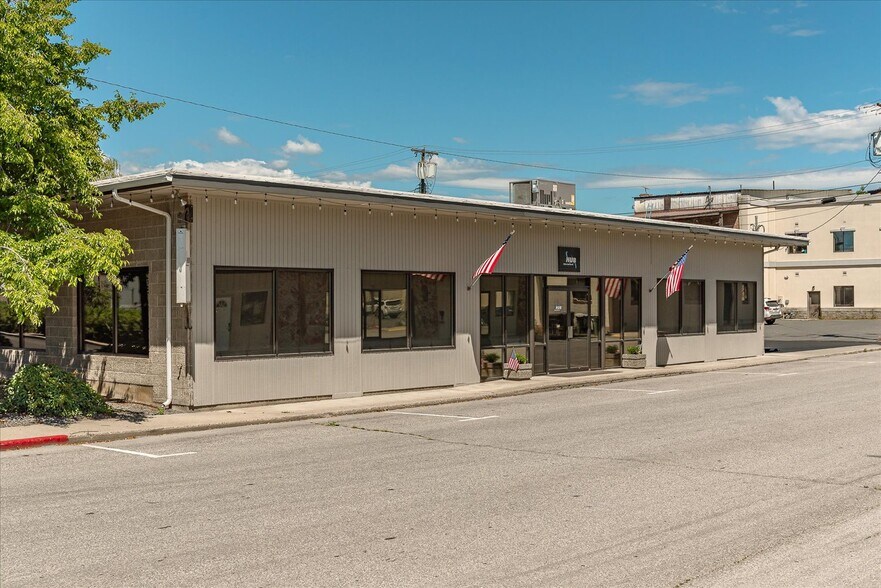 Primary Photo Of 106 S 2ND E St, Chewelah Bank For Lease
