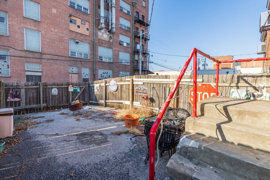 More Photos Of 2525 S Jefferson Ave, Saint Louis General Retail For Sale