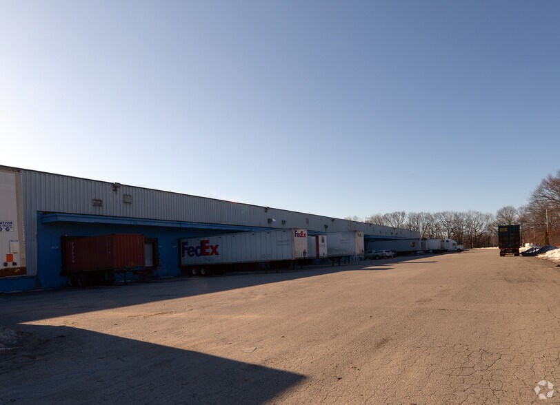 More Photos Of 745 Jefferson Blvd, Warwick Manufacturing For Lease