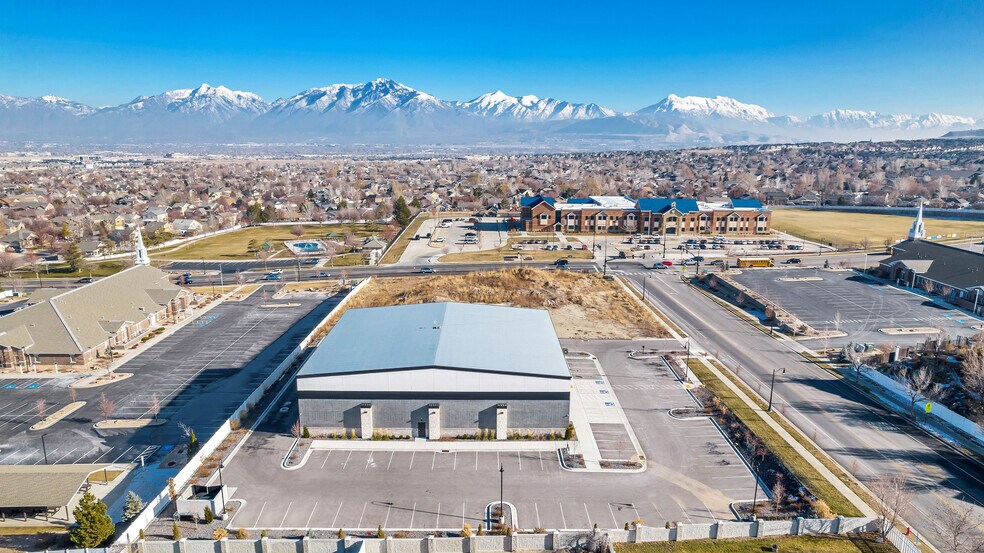 More Photos Of 5639 Mirabella Dr, Herriman Showroom For Sale