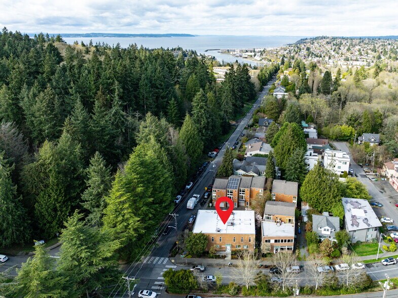 More Photos Of 4300 36th Ave W, Seattle Office For Sale