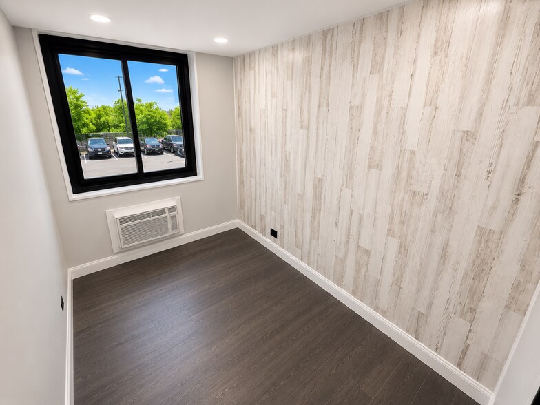 More Photos Of 711A-711D Seagirt Ave, Far Rockaway Coworking Space