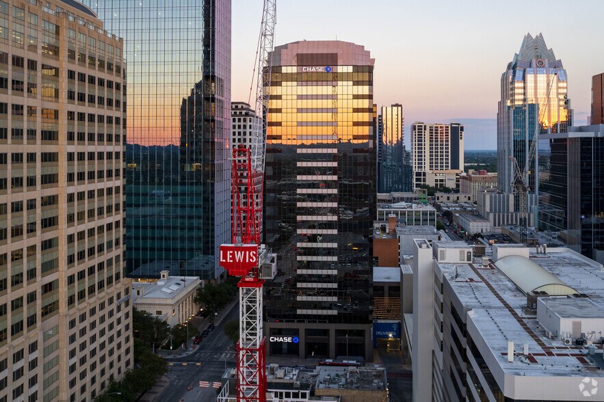 More Photos Of 221 W 6th St, Austin Office For Lease