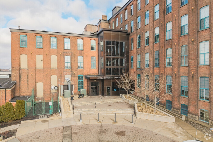 More Photos Of 1082 Davol St, Fall River Apartments For Lease