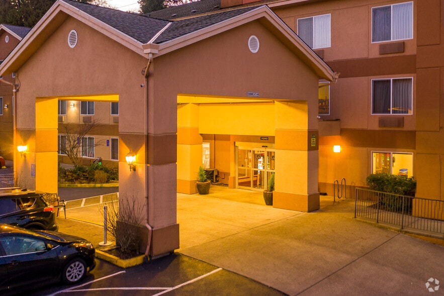 More Photos Of 11340 SW 60th Ave, Portland Hotel For Sale
