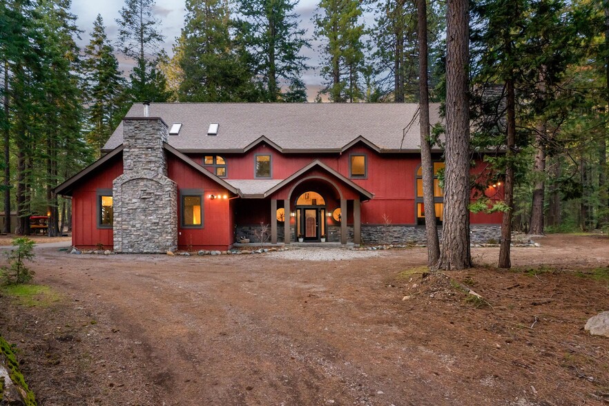 Primary Photo Of 4025 Summit Dr, Mount Shasta Land For Sale