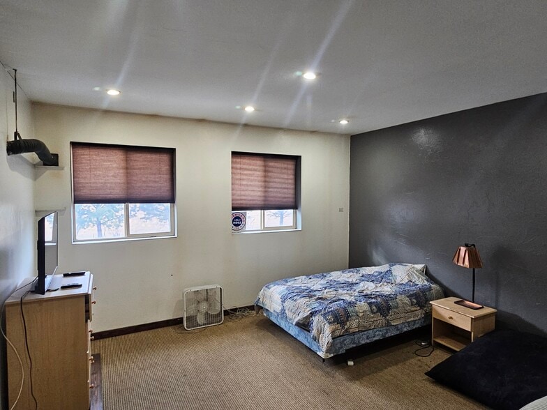 More Photos Of 162 Zoot Way, Bozeman Industrial For Sale