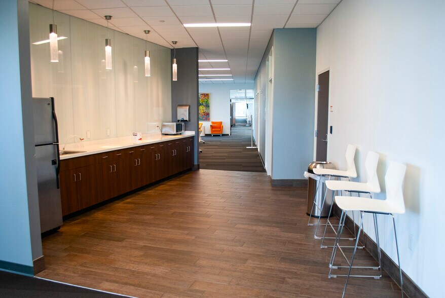 More Photos Of 4811 Montgomery Rd, Norwood Office For Sale