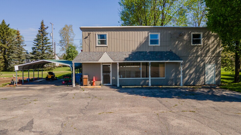 More Photos Of 11424 W Corunna Rd, Lennon Storefront Retail Residential For Sale