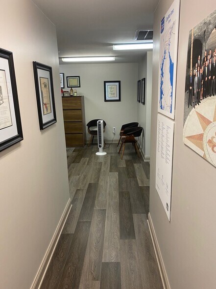 More Photos Of 1675 S State St, Dover Office Residential For Lease