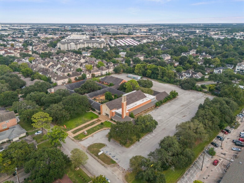 More Photos Of 3511 Linkwood Dr, Houston Religious Facility For Sale