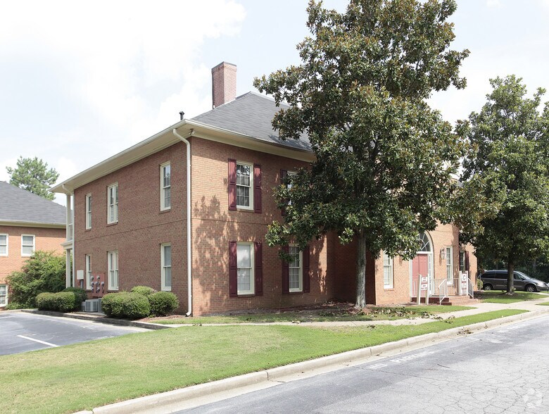 More Photos Of 5538 Old National Hwy, College Park Unknown For Lease