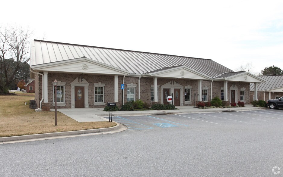More Photos Of 3925 Harrison Rd, Loganville Office For Sale