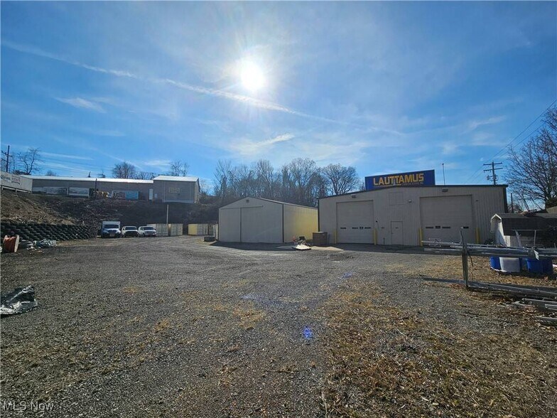 More Photos Of 1344 Cove Rd, Weirton Flex For Sale