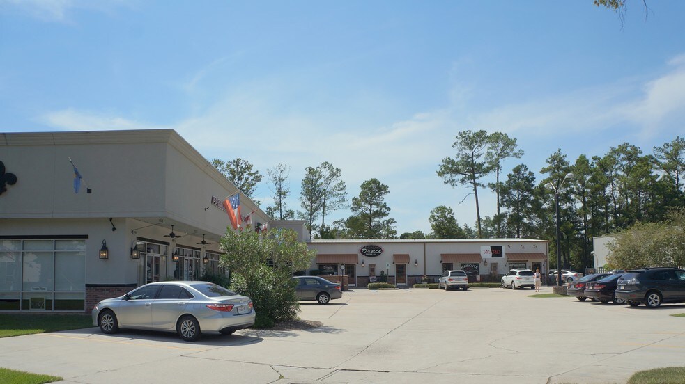 More Photos Of 2040 Hwy 59, Mandeville Storefront Retail Office For Lease