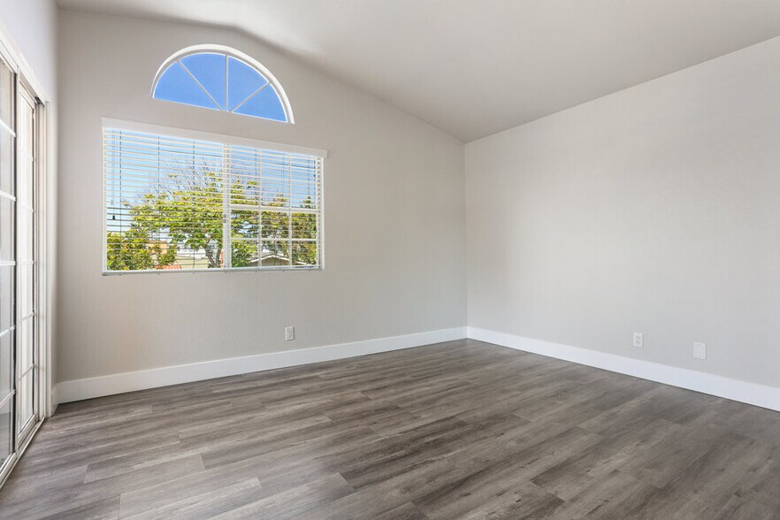 More Photos Of 4337-4339 38th St, San Diego Apartments For Sale