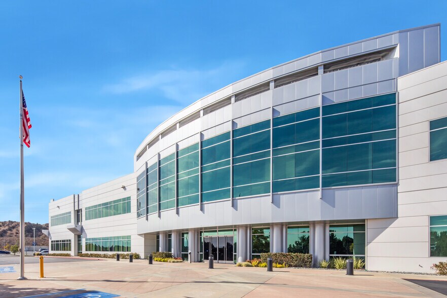 Primary Photo Of 25155 Rye Canyon Loop, Valencia Flex For Lease