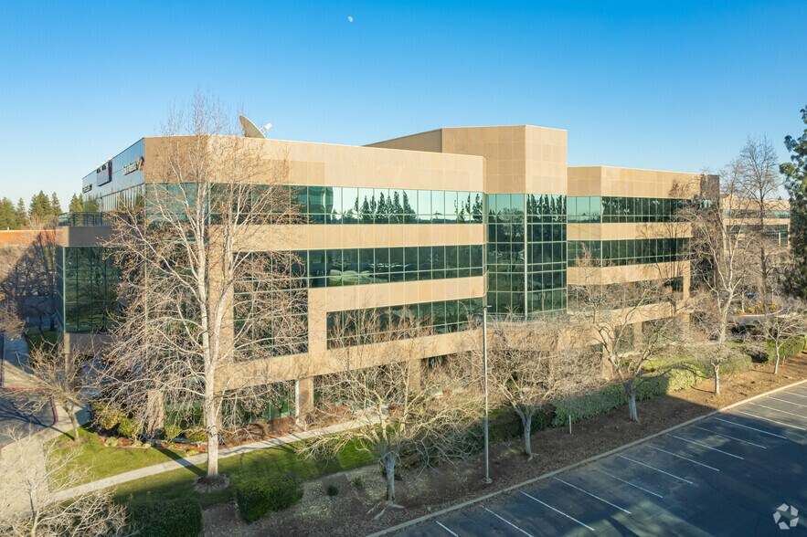 More Photos Of 2882 Prospect Park Dr, Rancho Cordova Office For Lease