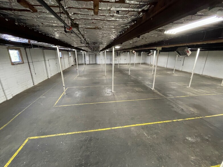 More Photos Of 528 S Cherry Rd, Rock Hill Warehouse For Lease