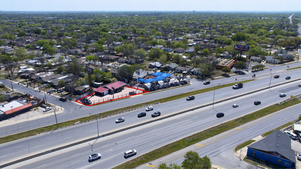 More Photos Of 5602 S IH 35, San Antonio Freestanding For Sale