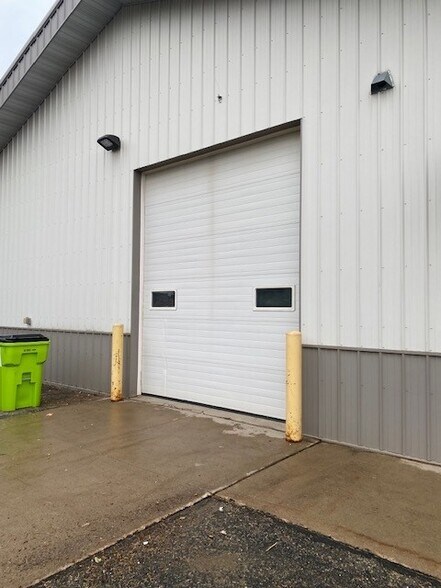 More Photos Of 4210 Highway 14 E, Rochester Industrial For Sale
