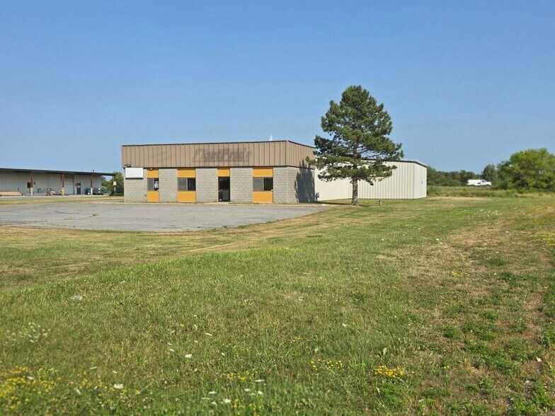 More Photos Of 22672 Murrock Cir, Watertown General Retail For Sale