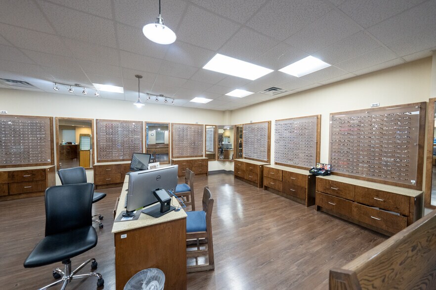 More Photos Of 1900 Golden Springs Rd, Anniston Lodge Meeting Hall For Sale