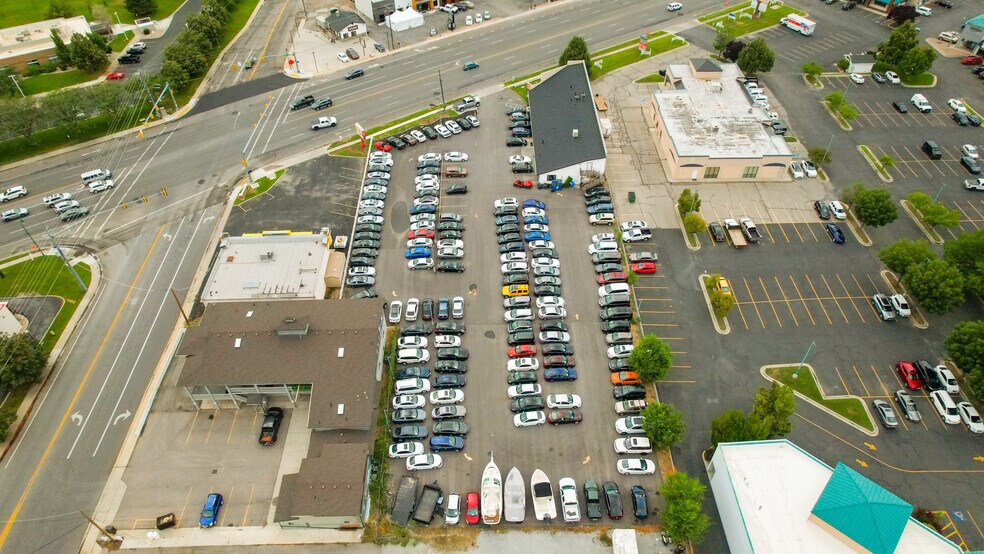 More Photos Of 165 S State St, Lindon Freestanding For Sale