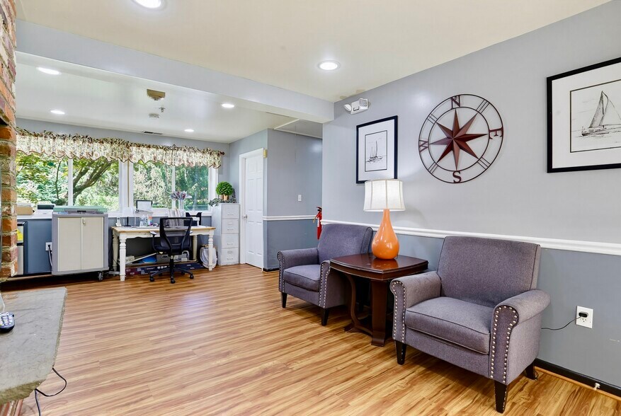 More Photos Of 515 Apple Grove Rd, Silver Spring Assisted Living For Sale