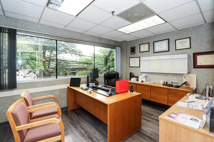 More Photos Of 233 E Shore Rd, Great Neck Medical For Sale
