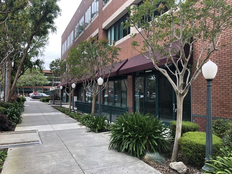 Primary Photo Of 1655 N Main St, Walnut Creek Office For Lease