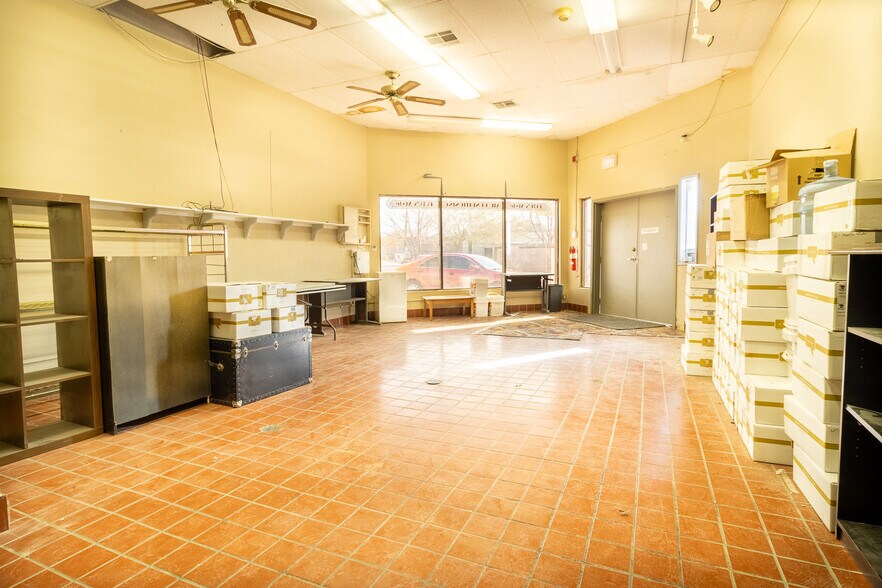 More Photos Of 443 Nevada Way, Boulder City Fast Food For Lease