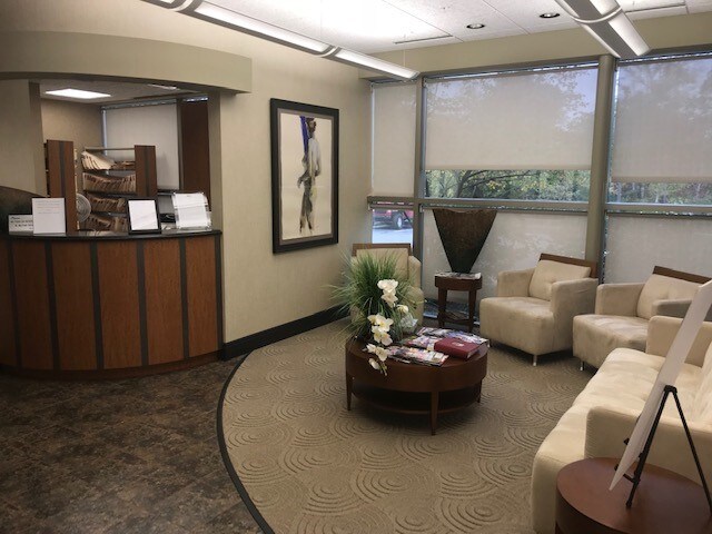 More Photos Of 4940 Cascade Rd SE, Grand Rapids Medical For Lease