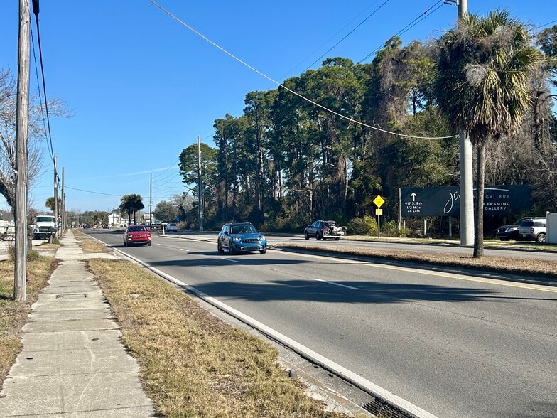 More Photos Of 1477 S 8th St, Fernandina Beach Office For Lease