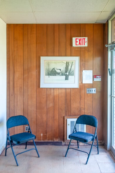 More Photos Of 39 Progress St, Edison Warehouse For Sale