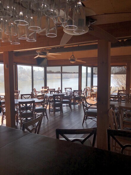 More Photos Of 501 Rice Mine Rd N, Tuscaloosa Restaurant For Sale