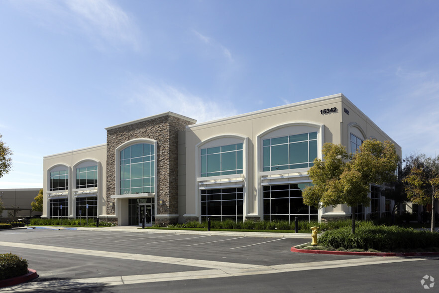 Primary Photo Of 15342 El Prado Rd, Chino Office For Lease