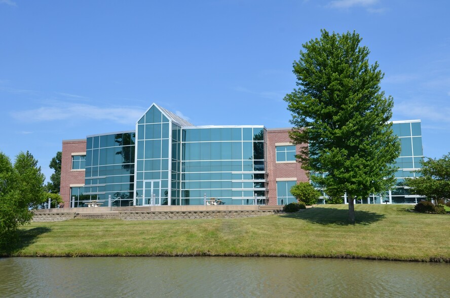 Primary Photo Of 8710 Earhart Ln Sw, Cedar Rapids Office For Lease