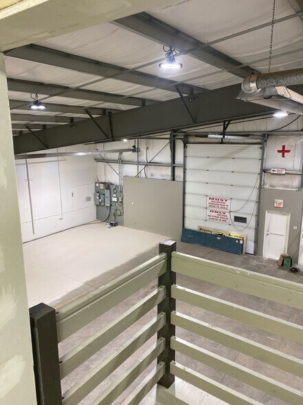 More Photos Of 195 Mackay Cres, Fort McMurray Warehouse For Sale