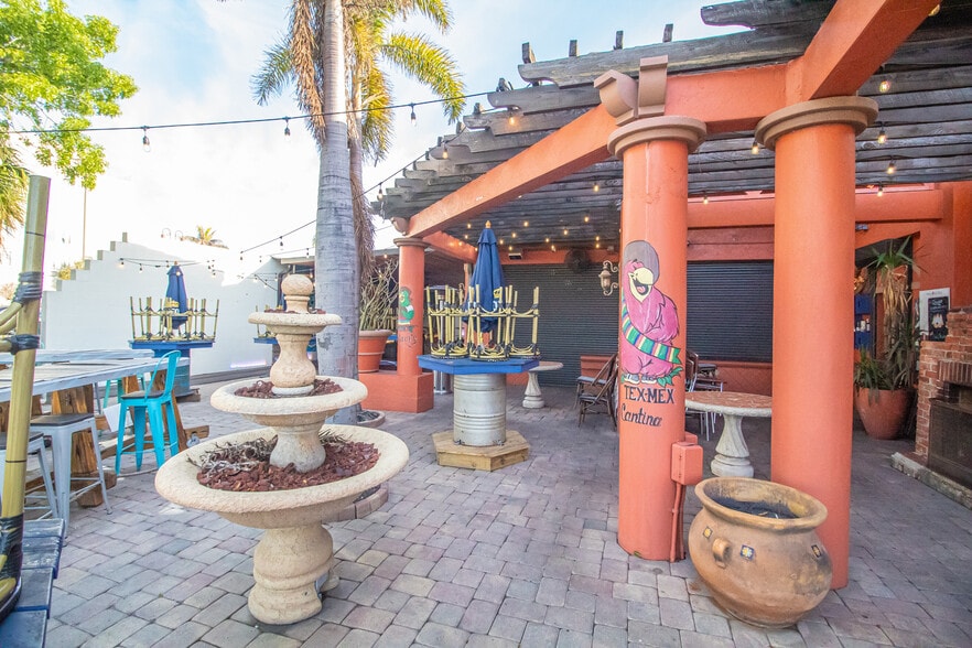 More Photos Of 130 Tamiami Trl, Punta Gorda Restaurant For Sale