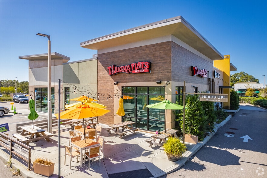 More Photos Of 2849-2855 Gulf To Bay Blvd, Clearwater Restaurant For Lease