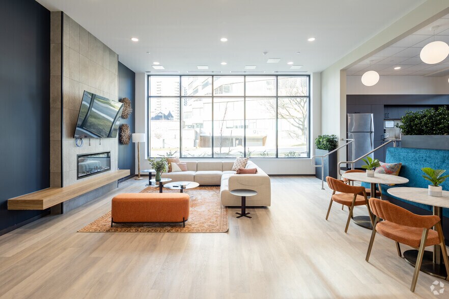 More Photos Of 66 Weber St E, Kitchener Apartments For Lease