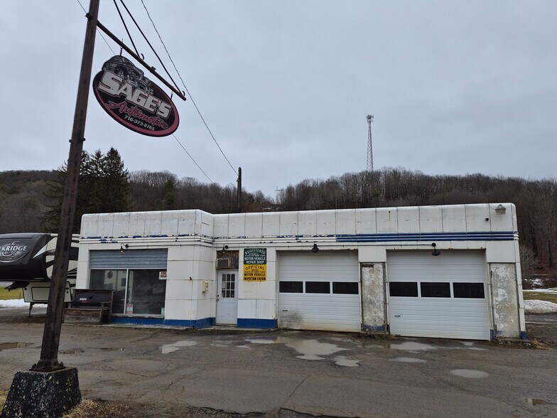 Primary Photo Of 2646 NY-16, Olean Specialty For Sale