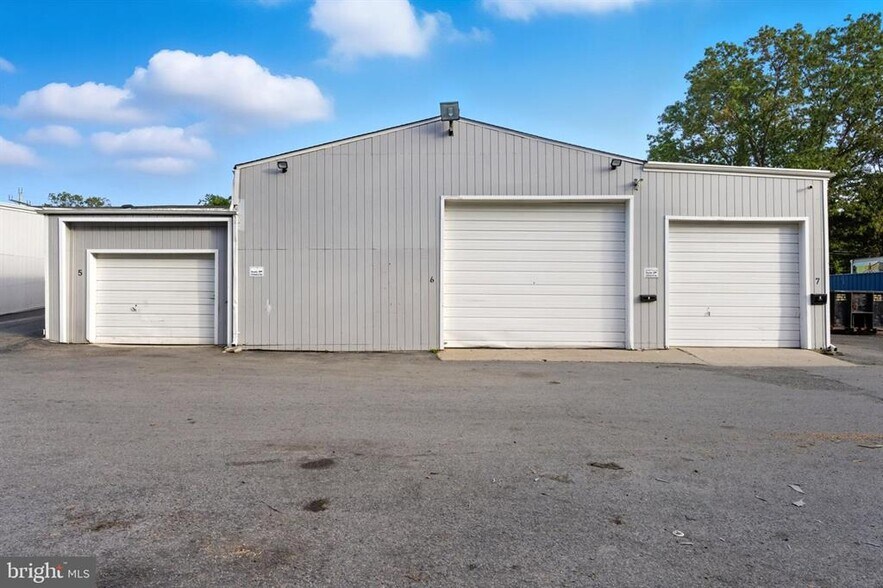 More Photos Of 534 Whitesville Rd, Jackson Service For Lease