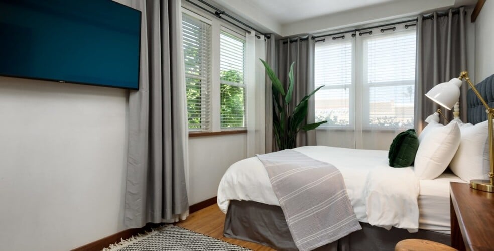 More Photos Of 93 Hana Hwy, Paia Hotel For Sale